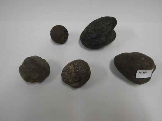 Lote: 169 - Lote: 169 - 5 piedras indígenas