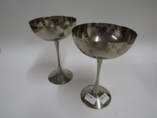 Lote: 12 - Lote: 12 - 2 copas de postre en metal