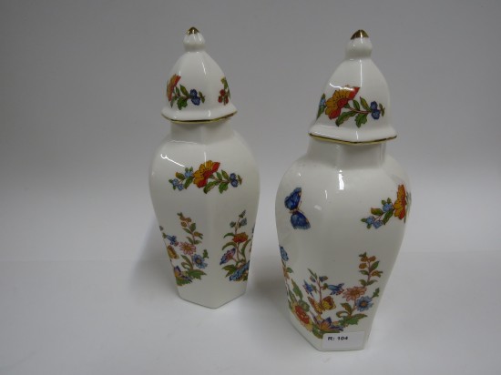 Lote: 53 - Lote: 53 - 2 tibores decorativos en porcelana