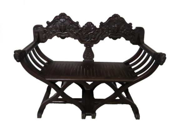 Lote: 70 - Lote: 70 - Sillón Reina Ana de 2 cuerpos