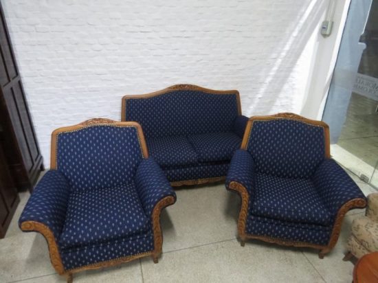 Lote: 80 - Lote: 80 - Juego de living Provenzal
