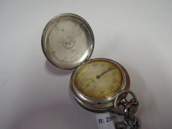 Lote: 56 - Lote: 56 - Antiguo reloj de bolsillo de 3 tapas Longines de plata 900