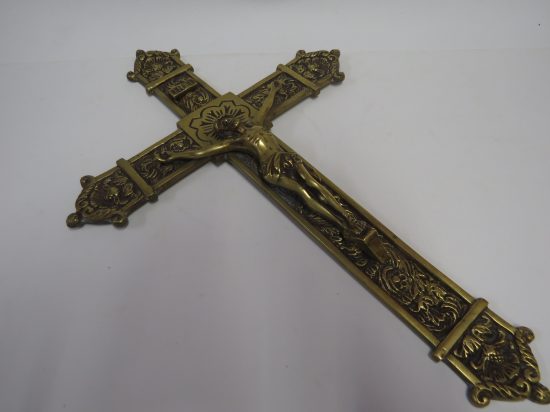 Lote: 16 - Lote: 16 - Crucifijo de bronce