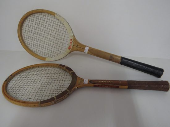 Lote: 91 - Lote: 91 - Par de raquetas de madera antiguas
