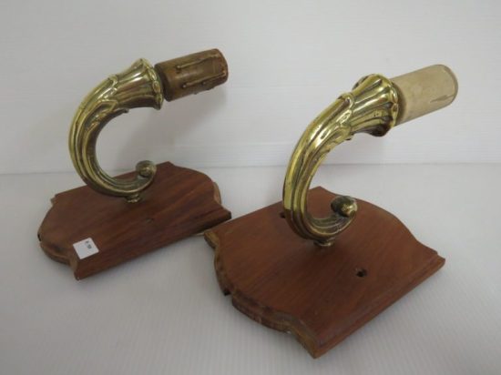 Lote: 39 - Lote: 39 - Par de apliques de pared de bronce