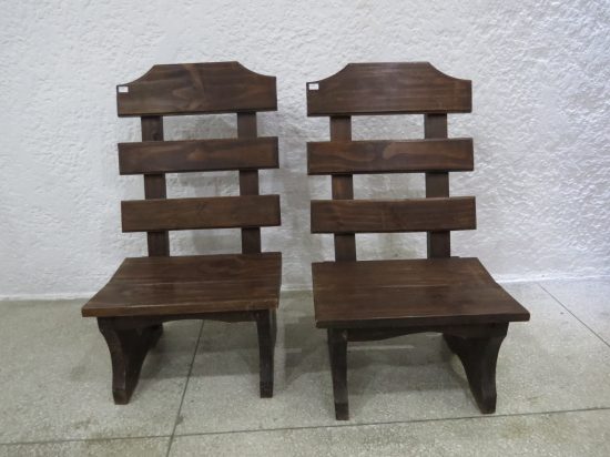 Lote: 21 - Lote: 21 - Par de sillas materas en madera
