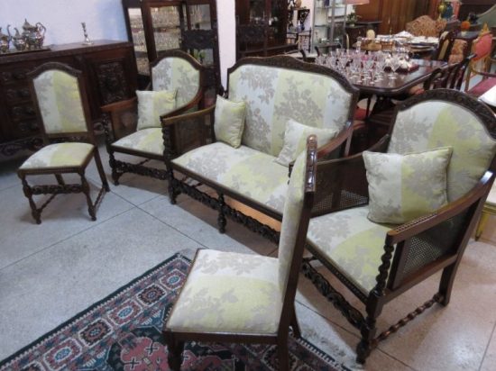 Lote: 66 - Lote: 66 - Juego de sala Jacobino