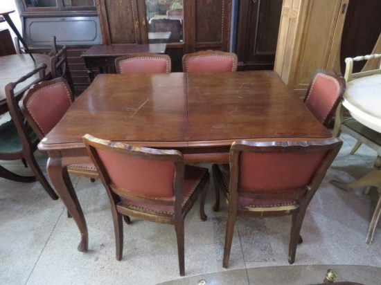 Lote: 102 - Lote: 102 - Juego de comedor frances