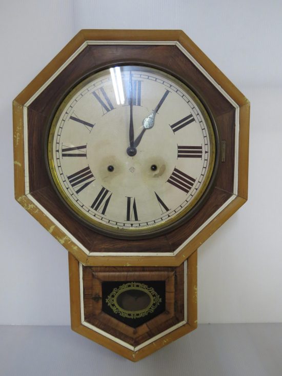 Lote: 55 - Lote: 55 - Reloj antiguo de pendulo de pared