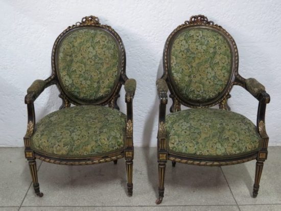 Lote: 87 - Lote: 87 - Par de butacas Luis XVI