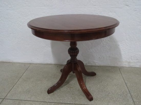 Lote: 20 - Lote: 20 - Mesa de sala circular Inglesa
