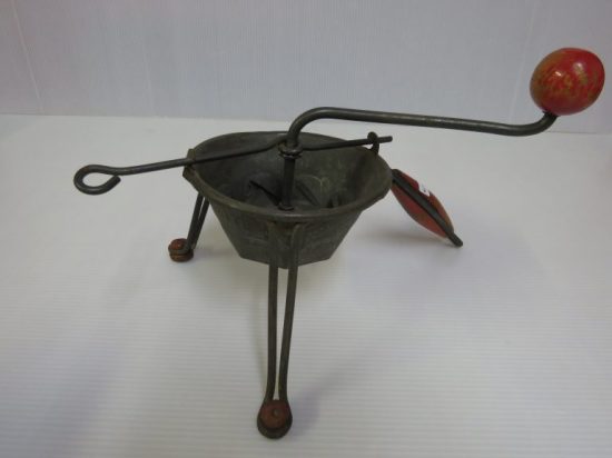 Lote: 69 - Lote: 69 - Molinete antiguo