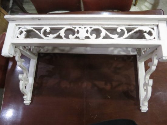 Lote: 29 - Lote: 29 - Repisa en madera patinada