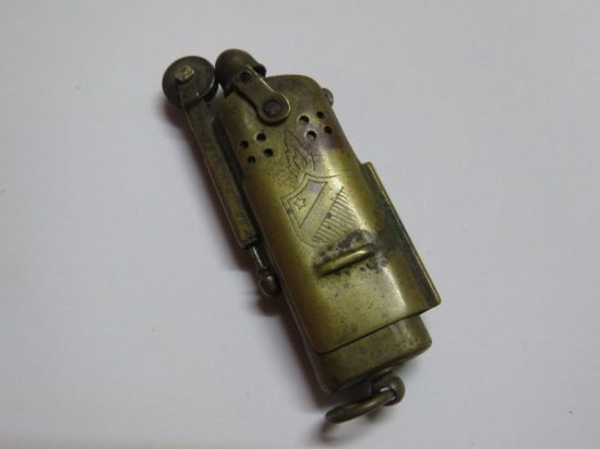 Lote: 75.B - Lote: 75.B - Encendedor antiguo de trinchera