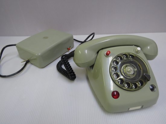 Lote: 70 - Lote: 70 - Teléfono antiguo de 2 lineas