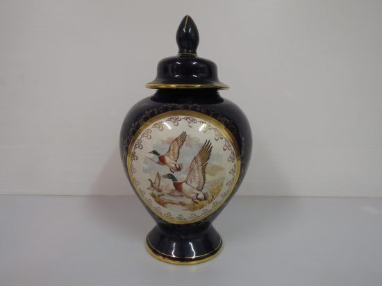 Lote: 129 - Lote: 129 - Potiche antiguo