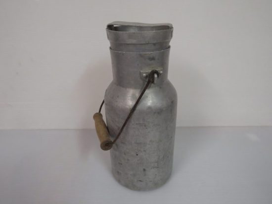 Lote: 7 - Lote: 7 - Tarro lechera antiguo de aluminio