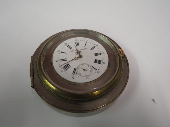 Lote: 41 - Lote: 41 - Reloj de auto