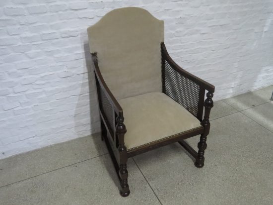 Lote: 74 - Lote: 74 - Sillón Jacobino