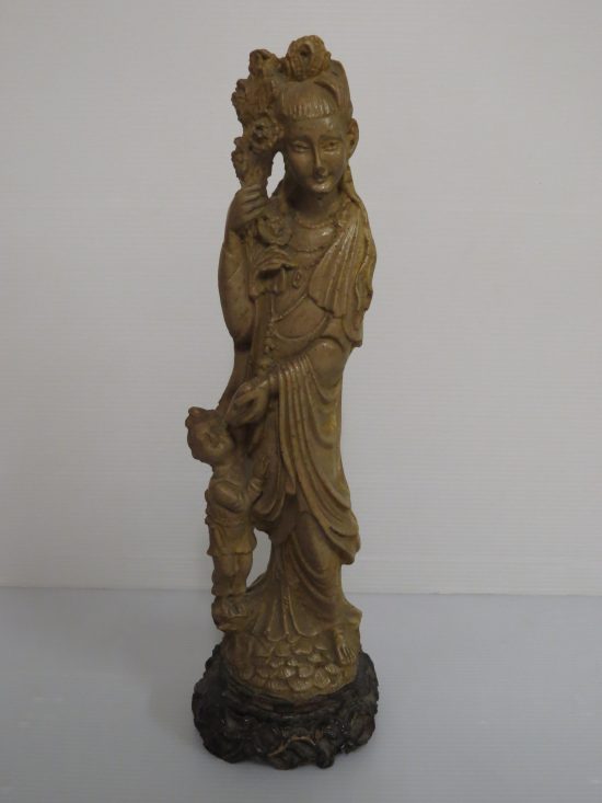 Lote: 9 - Lote: 9 - Figura oriental