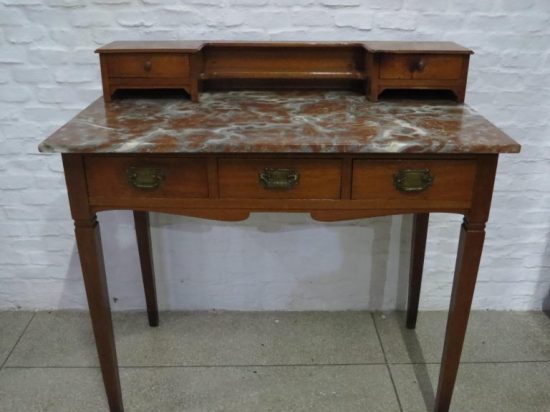 Lote: 91 - Lote: 91 - Toilette en roble