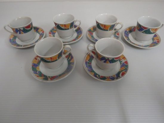 Lote: 99 - Lote: 99 - 6 tazas de té de loza