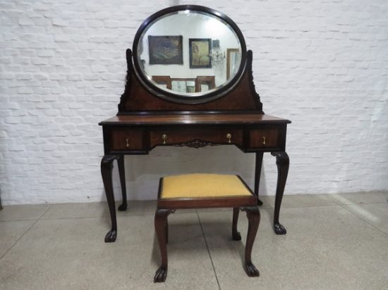 Lote: 40 - Lote: 40 - Toilette en nogal