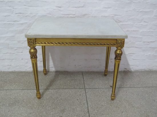 Lote: 24 - Lote: 24 - Mesa de sala Luis XVI