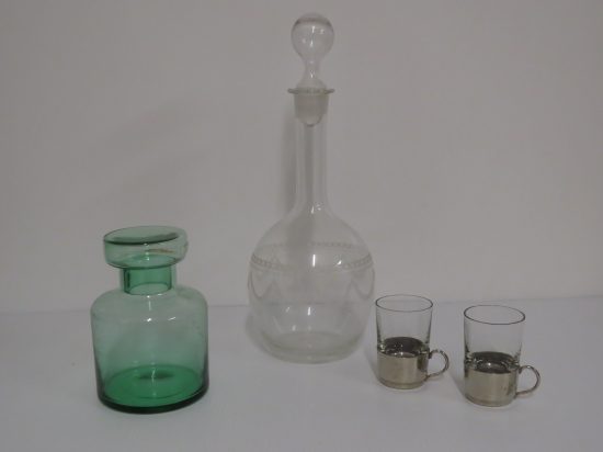 Lote: 7 - Lote: 7 - Botellón con tapa de vidrio, frasco y 2 jarritos