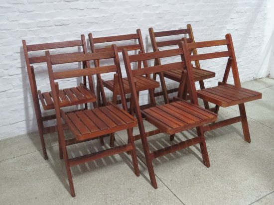 Lote: 39 - Lote: 39 - 6 sillas de madera plagables