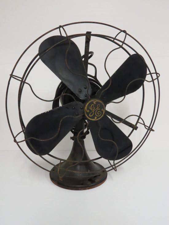 Lote: 53 - Lote: 53 - Antiguo ventilador 