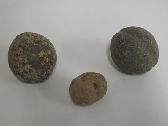 Lote: 55 - Lote: 55 - Juego de piedras de boleadoras