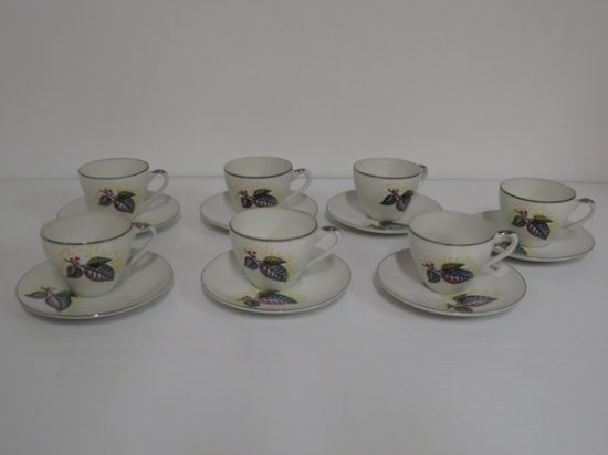 Lote: 107 - Lote: 107 - 7 tazas de café porcelana