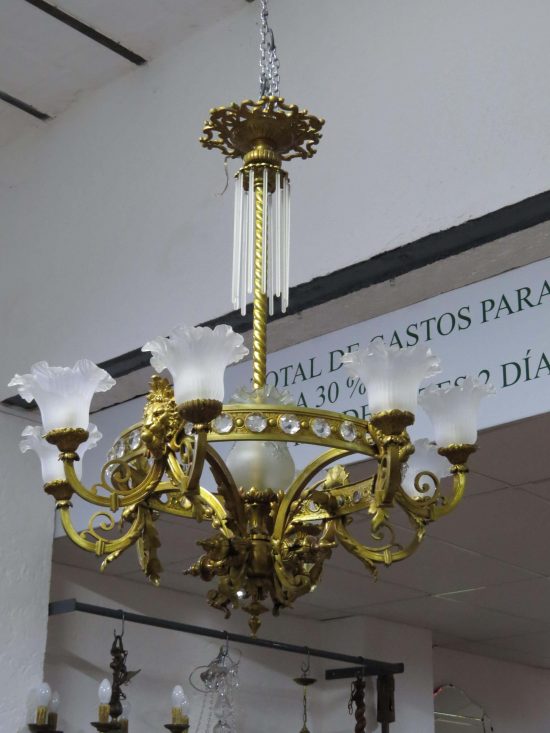 Lote: 90 - Lote: 90 - Araña colonial de bronce