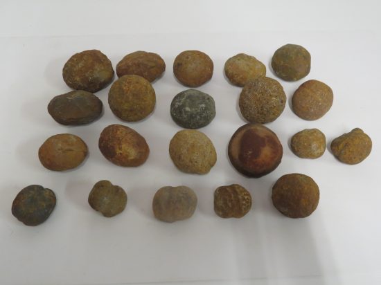 Lote: 63 - Lote: 63 - Lote de 21 piedras indigenas