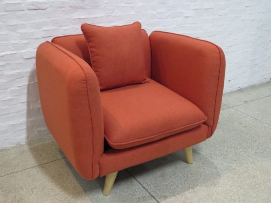 Lote: 36 - Lote: 36 - Sillón moderno