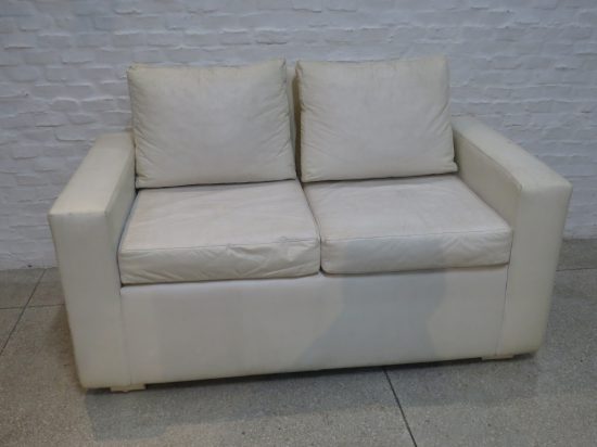 Lote: 106 - Lote: 106 - Sillon de 2 cuerpos