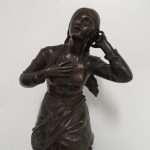 Lote: 56 - Lote: 56 - Figura en bronce 
