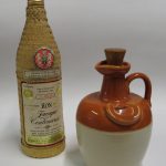 Lote: 2 - Lote: 2 - Porrón y botella de Ron