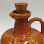 Lote: 2 - Lote: 2 - Porrón y botella de Ron