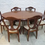 Lote: 113 - Lote: 113 - Juego comedor Ingles