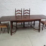 Lote: 111 - Lote: 111 - Juego de comedor español