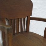 Lote: 86 - Lote: 86 - Silla giratoria de roble