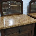 Lote: 96 - Lote: 96 - Par de mesas de noche de roble