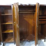 Lote: 103 - Lote: 103 - Ropero tipo Art Deco.