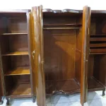 Lote: 103 - Lote: 103 - Ropero tipo Art Deco.