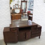 Lote: 102 - Lote: 102 - Comoda tipo Art Deco