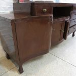 Lote: 102 - Lote: 102 - Comoda tipo Art Deco