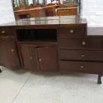 Lote: 102 - Lote: 102 - Comoda tipo Art Deco