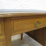 Lote: 92 - Lote: 92 - Escritorio de roble